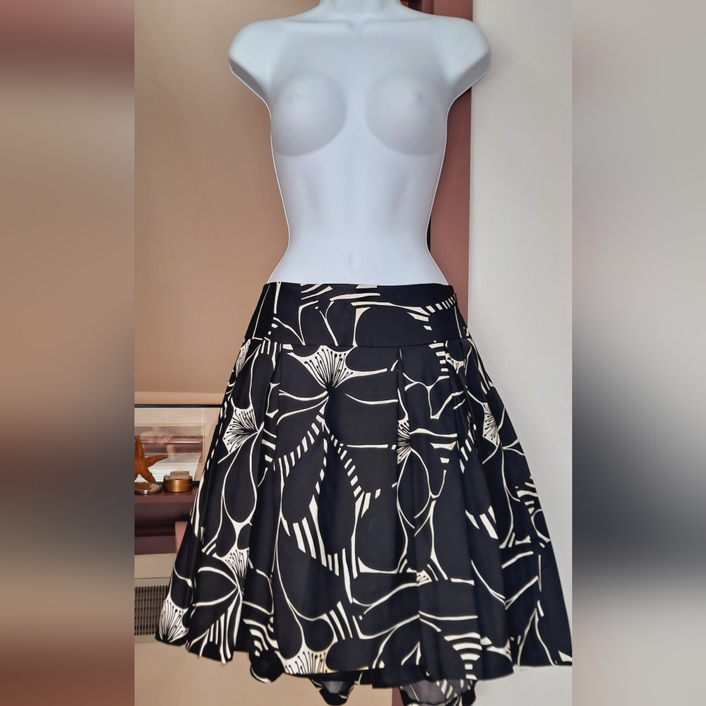 MILLY of NEW YORK Satin Puff Skirt Crinoline Lined Skirt Black Skirt Lined